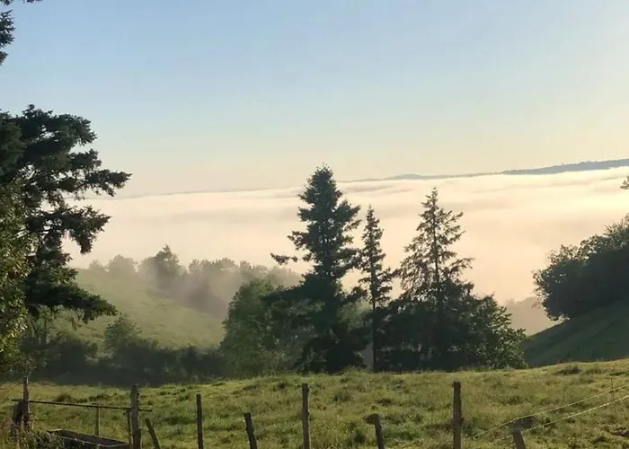 Spacieuse Avec Piscine A Bas-segala La Bastide-l'Eveque