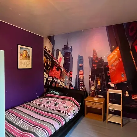 Spacieuse Avec Piscine A Bas-segala