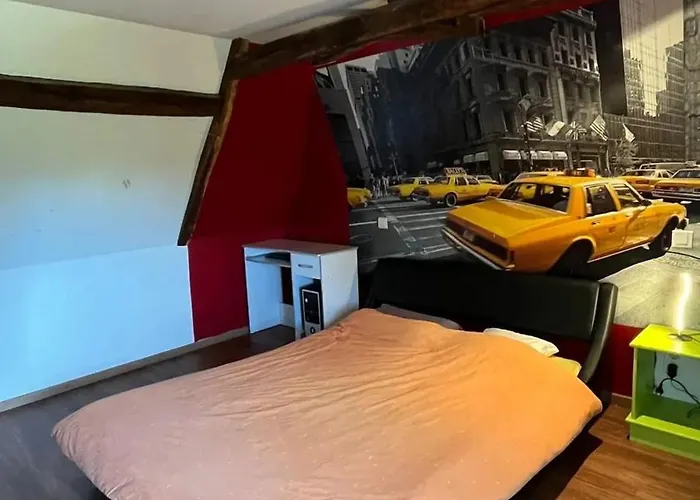 Spacieuse Avec Piscine A Bas-segala Villa *