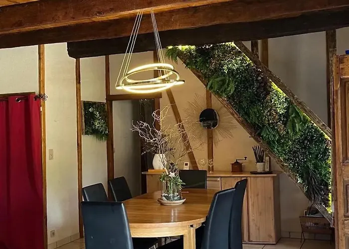 Spacieuse Avec Piscine A Bas-segala * La Bastide-l'Eveque